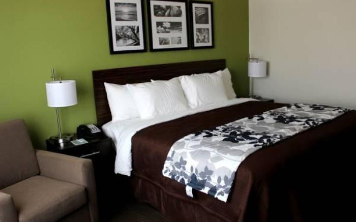 Sleep Inn & Suites