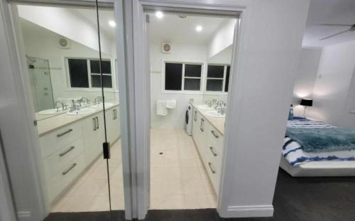 Luxury Resort Apartment Pool Tennis & Alfresco