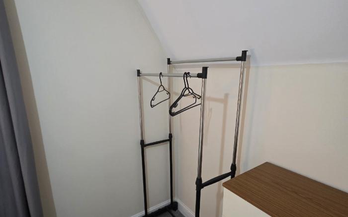 WiFi parking fridge table chair 