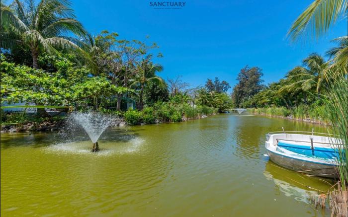 Blue Lagoon Villa - Sanctuary Ho Tram