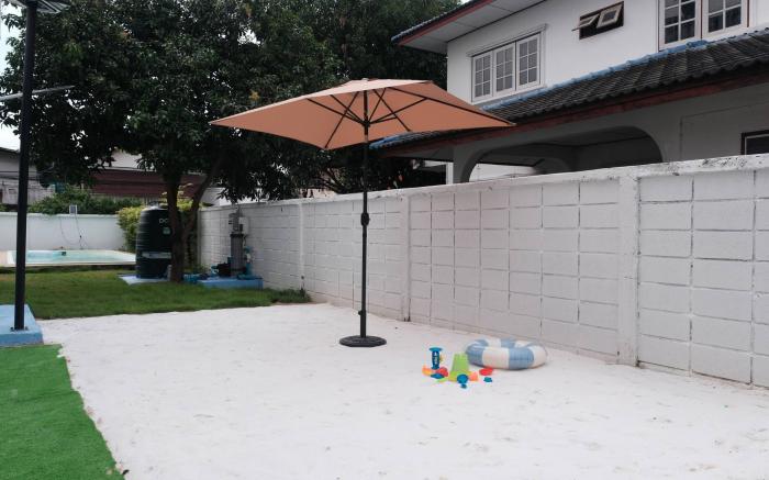 Modern Private Pool Villa in Sukhumvit