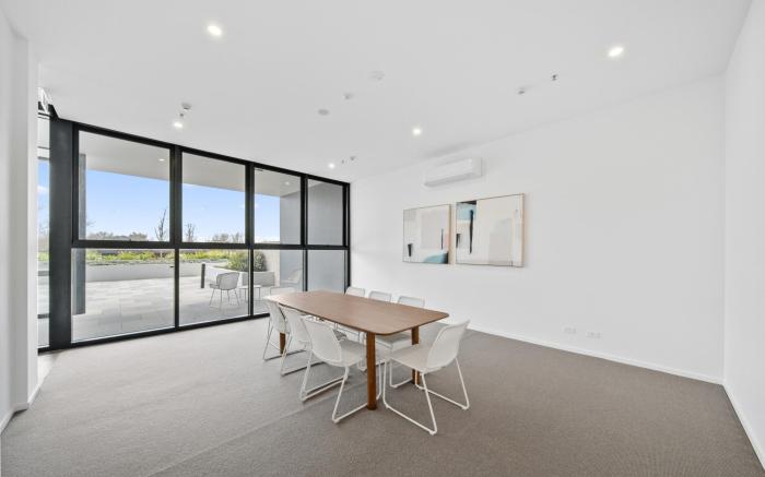 2-Bed Haven: Impeccable Interiors & Chic Amenities