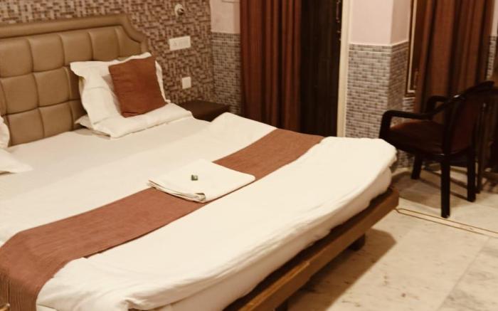 Grand Gomti Inn At Saubhagyam