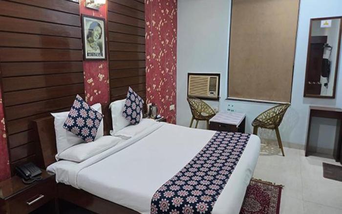 FabHotel Pooja Residency
