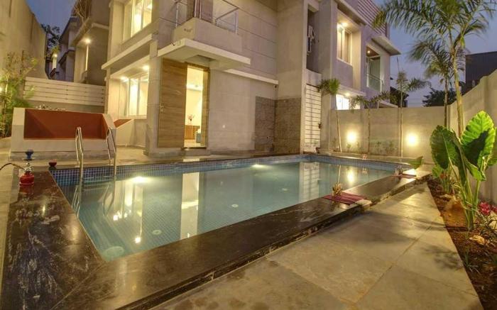 The Infinity Pool Villa Hotel by DanCenter, Baga Beach, Goa