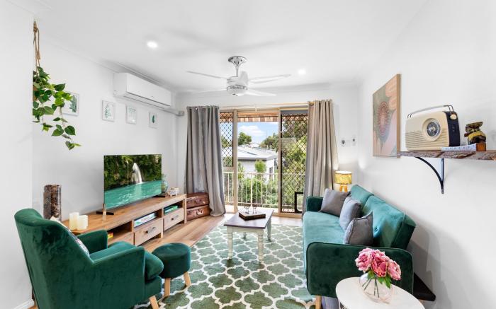 Seaside Serenity: Charming 2-Bedroom Getaway