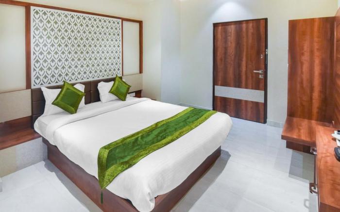 Hotel Saffron Varanasi