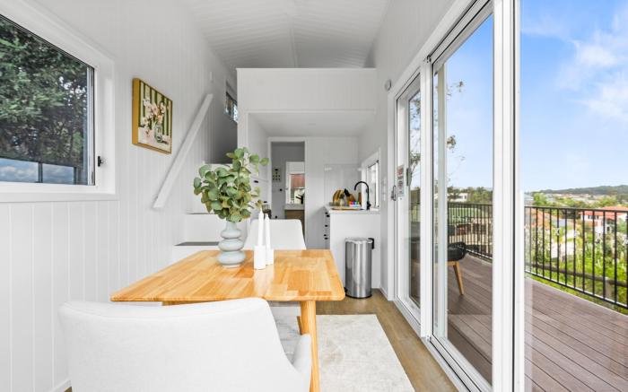 Cute 1-Bed Tiny House with Garden in Nature