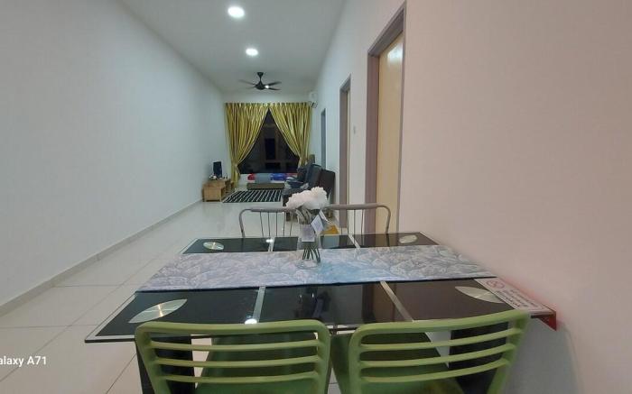 JB Kempas 6 Minimalist Condo Free Park (New)