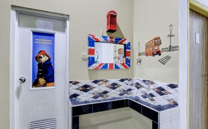 Dancenter Paddington Bear Homestay