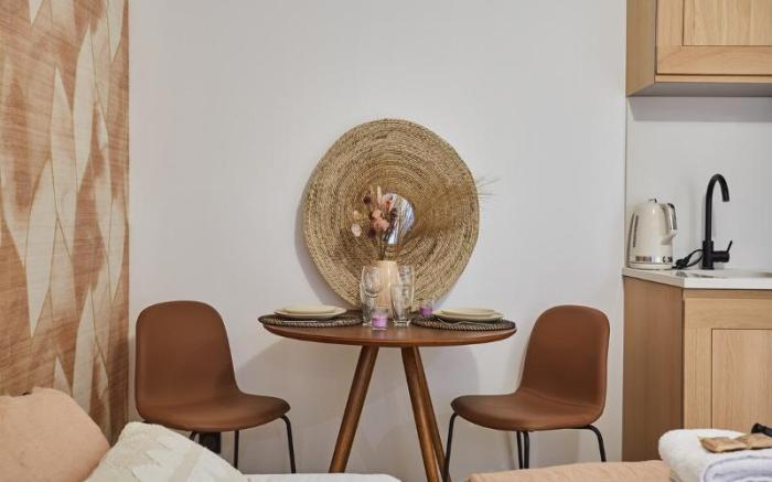 Charming air-conditioned studio in the heart of Mo