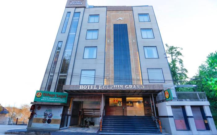 Hotel Dolphin Grand  Varanasi