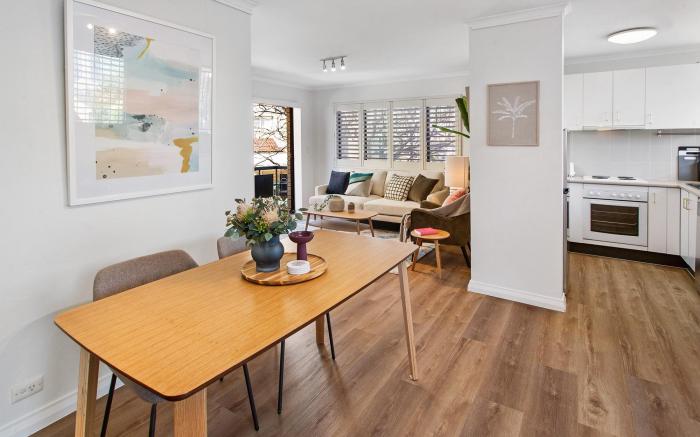 Cosy Unit with Parking near New Farm Park & River