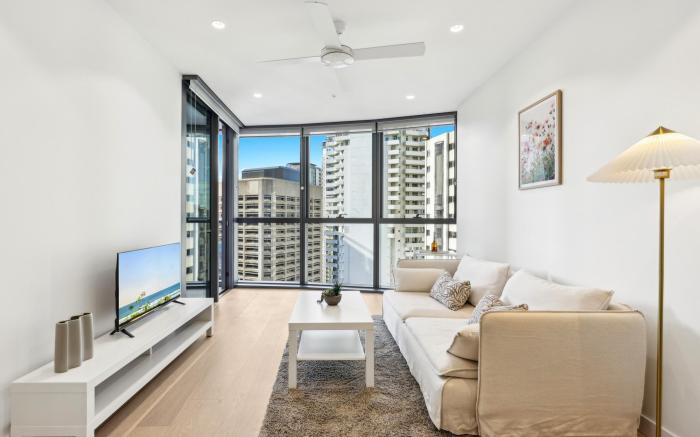 Brisbane 1BR with Pool, Spa, Sauna and Balcony