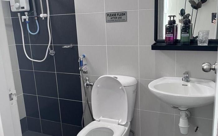 Sis Roomstay with Sea View