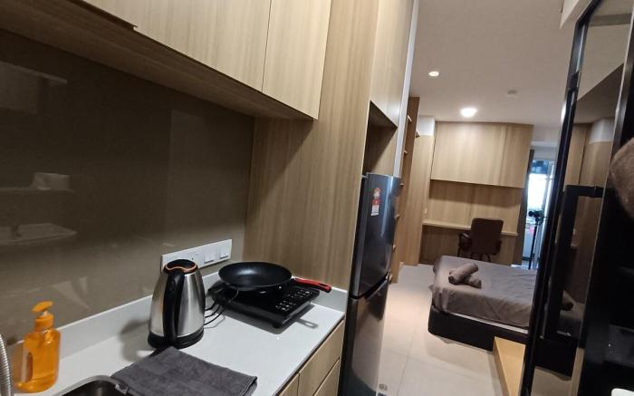 Couple Queen Studio by ComfyAsia