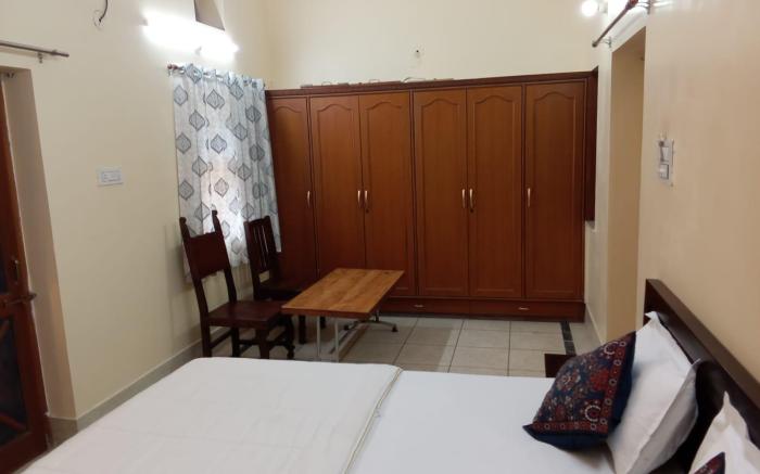 AV Palace Guest House