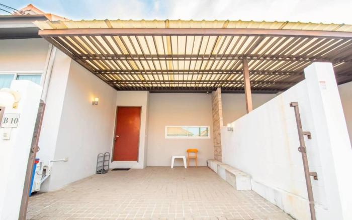 RT Life Jomtien Pattaya Poolvilla