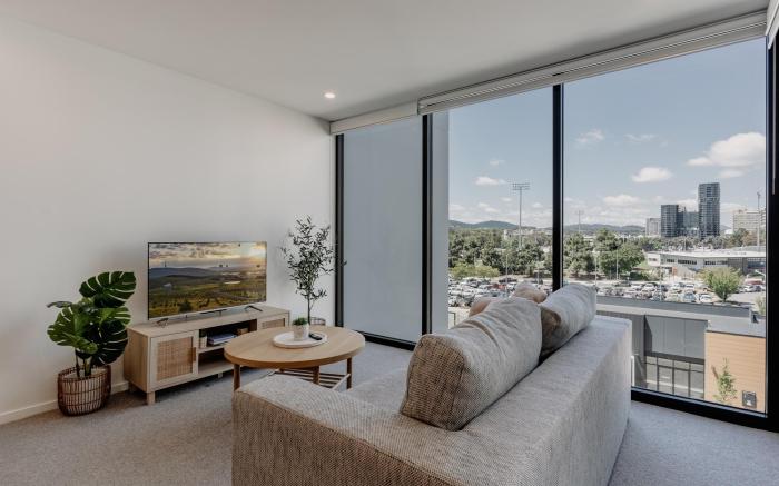 Cosy 1-Bed with Pool, Gym and Secure Parking