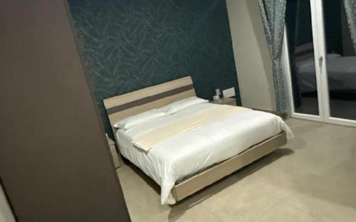 Coast to Coast Pool, Stanza positano