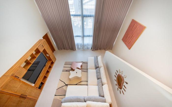 Gate 11 Mezzanine Apt 2 • Brand new