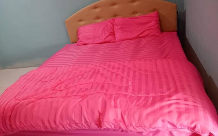 บ้านเพื่อน บางแสน โฮมสเตย์ 