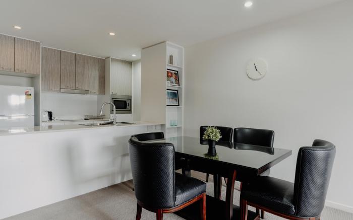 Urban 1-Bed Apartment in the Heart of the City