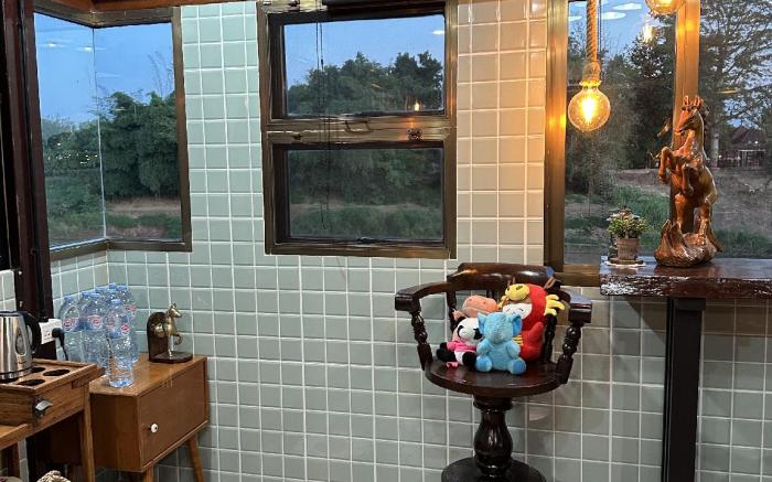 บ้านอิ๊กขะหลิ๊ก