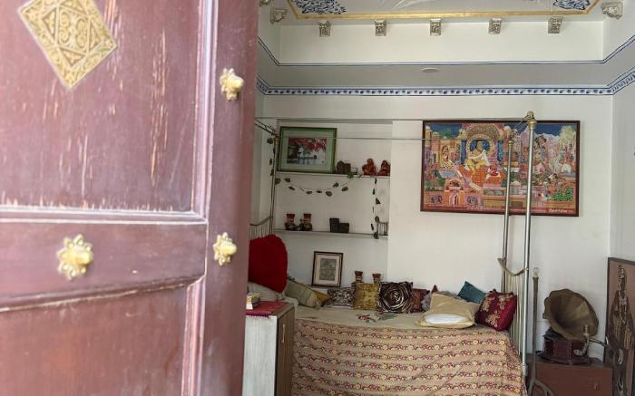 Studio, Spacious Terrace Garden, near old City