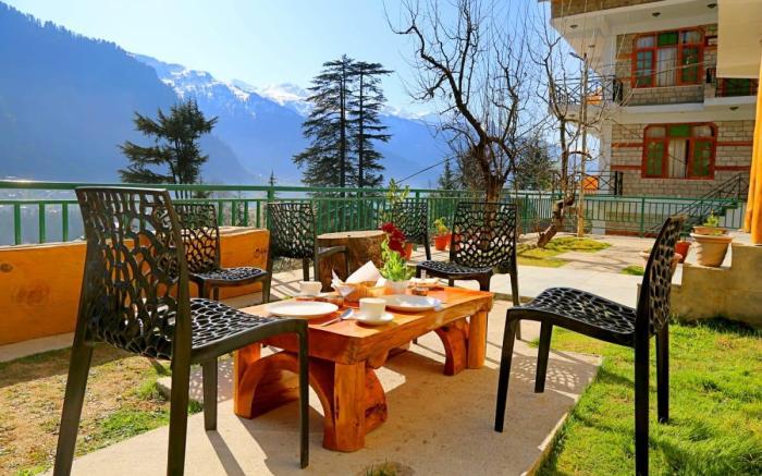 Mountain Trail Manali Hotel