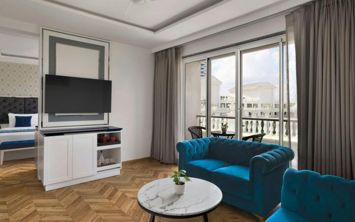 Amanora The Fern Pune, Series by Marriott