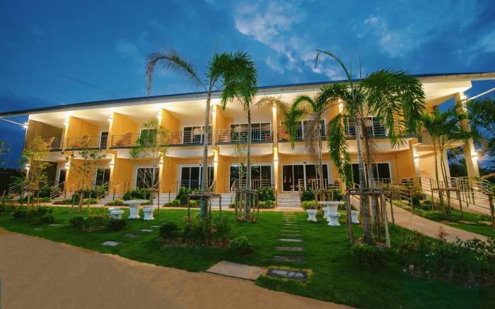 Chomna Resort