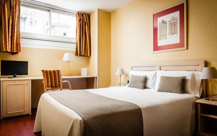Sunotel Aston Hotel