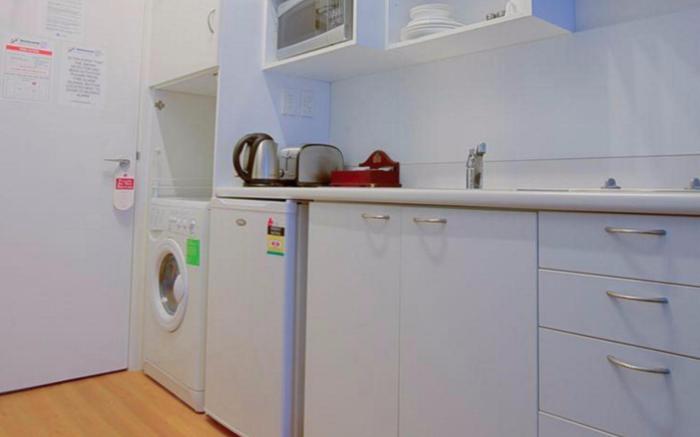 Gilmer Apartment Hotel