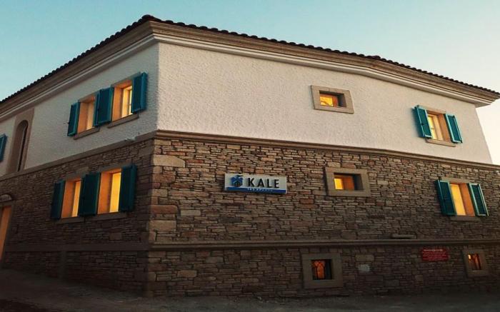 Çeşme Kale Taş Apart