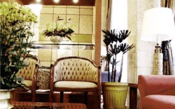 Caravelle Palace Hotel