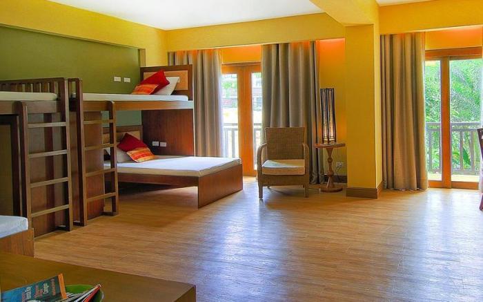 Boracay Tropics Resort