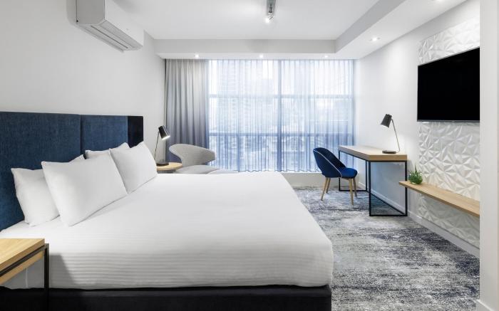 Brady Apartment Hotel Flinders Street