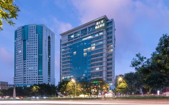 Springtime Hotel