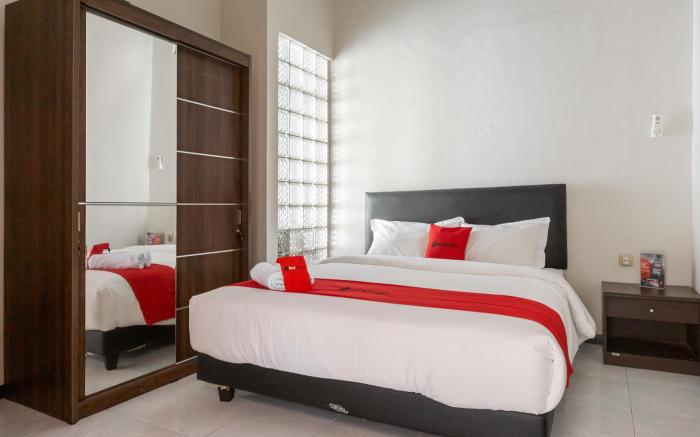 RedDoorz @ Soekarno Hatta Indah