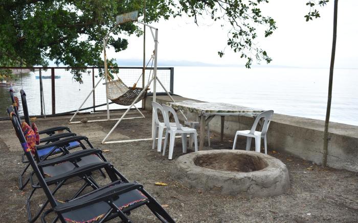 Seaside Traveler's Inn sleep 12 guests