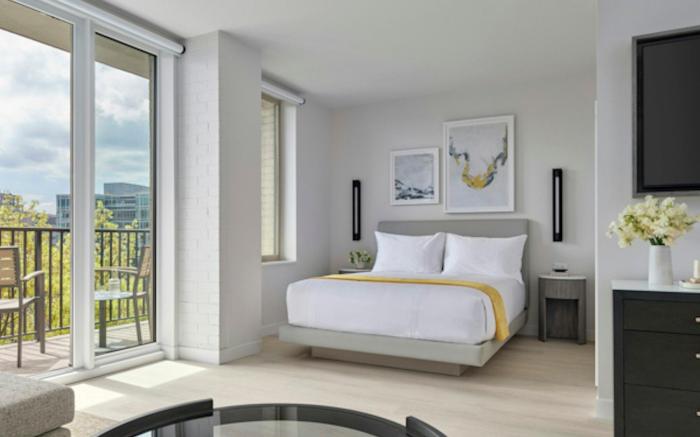 Hotel AKA Washington Circle