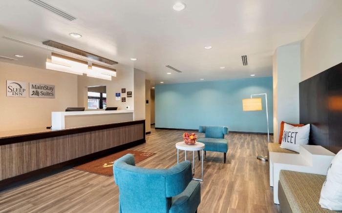 MainStay Suites Lancaster Dallas South