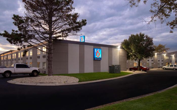 Motel 6 Merrillville, IN