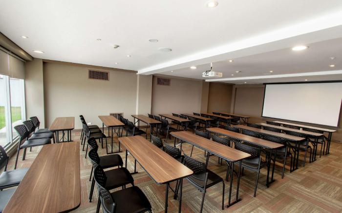 Hampton by Hilton Lima San Isidro