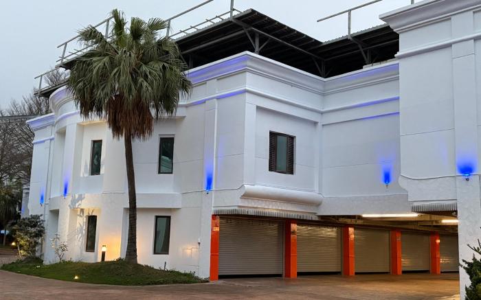 遊桐花汽車旅館