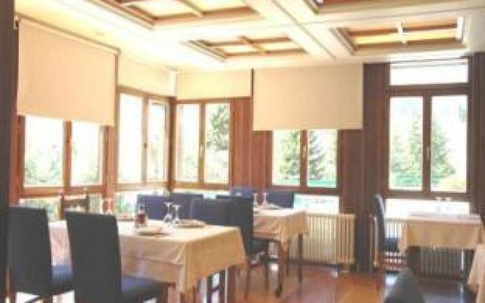 Sno Hotel Candanchu