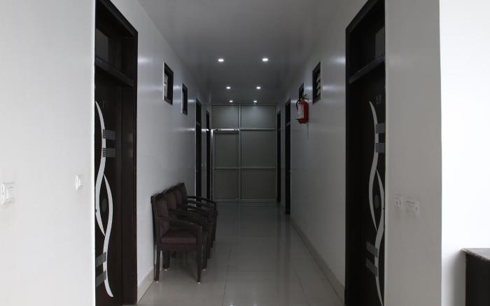 Hotel Vrinda Palace Seva Dham