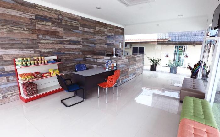 Dhania Cenang Beach Resort.