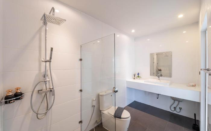 Modern 4 Bedroom Pool Villa in Good Location (VY)